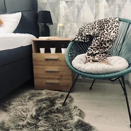 דירה Milmari N95