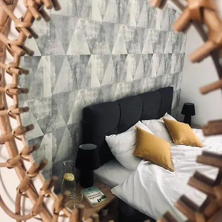 דירה Milmari N95